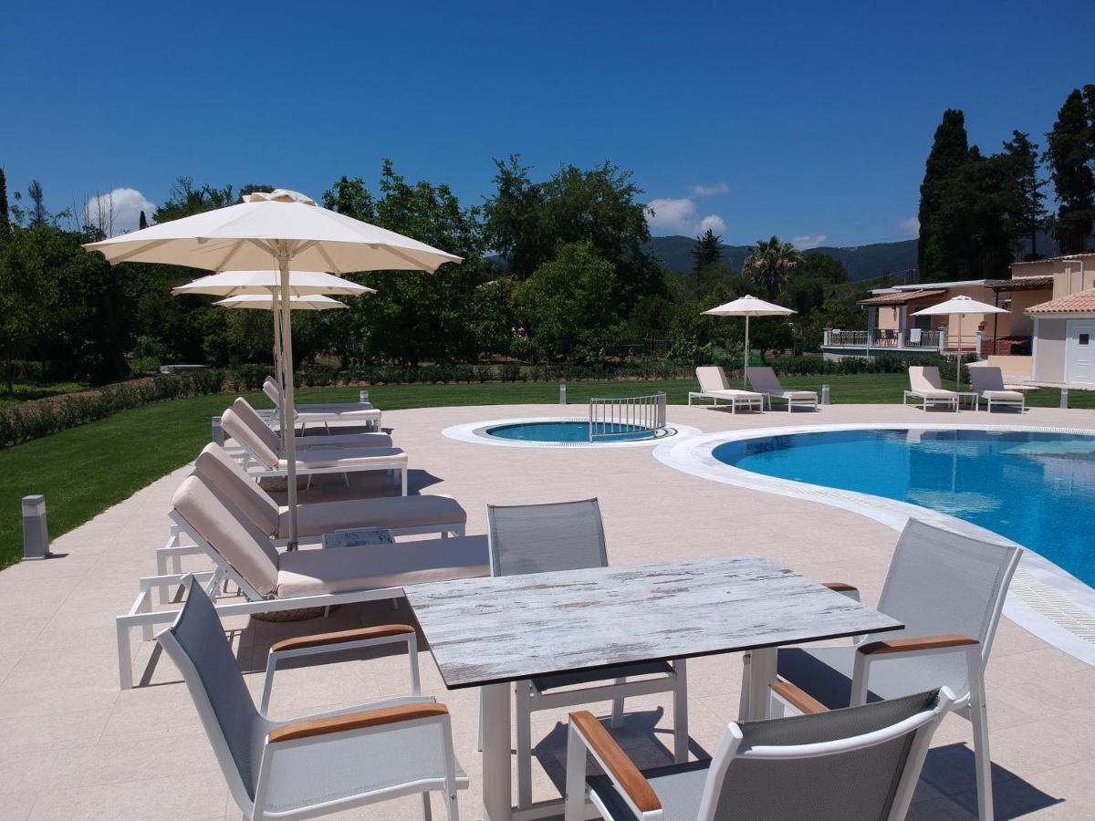 Santos Luxury Apartments Dassiá Eksteriør bilde