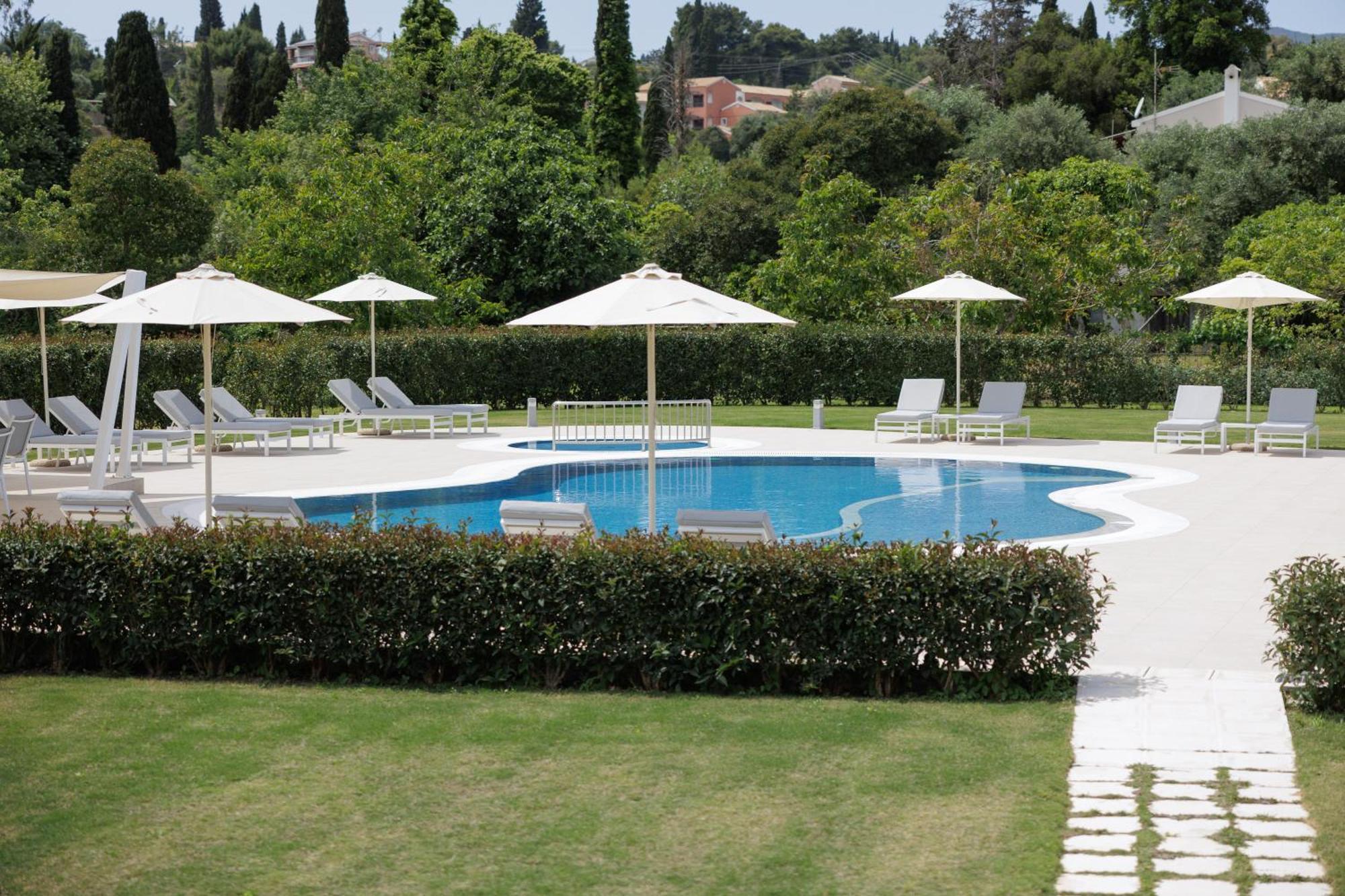Santos Luxury Apartments Dassiá Eksteriør bilde